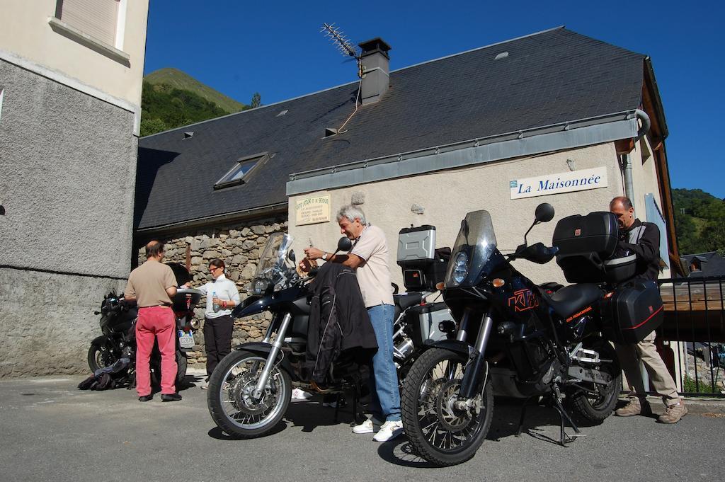 Gîte La Maisonnée Sazos Exterior foto
